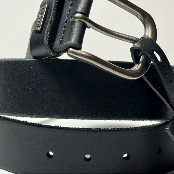 LEVIS Black Full Grain Genuine Leather Belt US 34 EU 85 - Picture 2 of 11